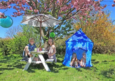 Woodlii Piknikbord Med Parasoll 2 Woodlii Piknikbord Med Parasoll - Bilde 2