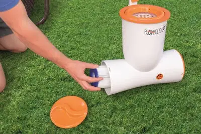 Bestway Flowclear Skimatic Filterpumpe 3974 L/h 4 Bestway Flowclear Skimatic Filterpumpe 3974 L/h - Bilde 4